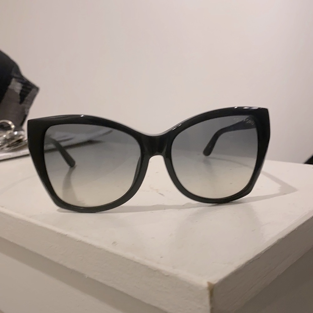 Black Tom Ford Sunglasses